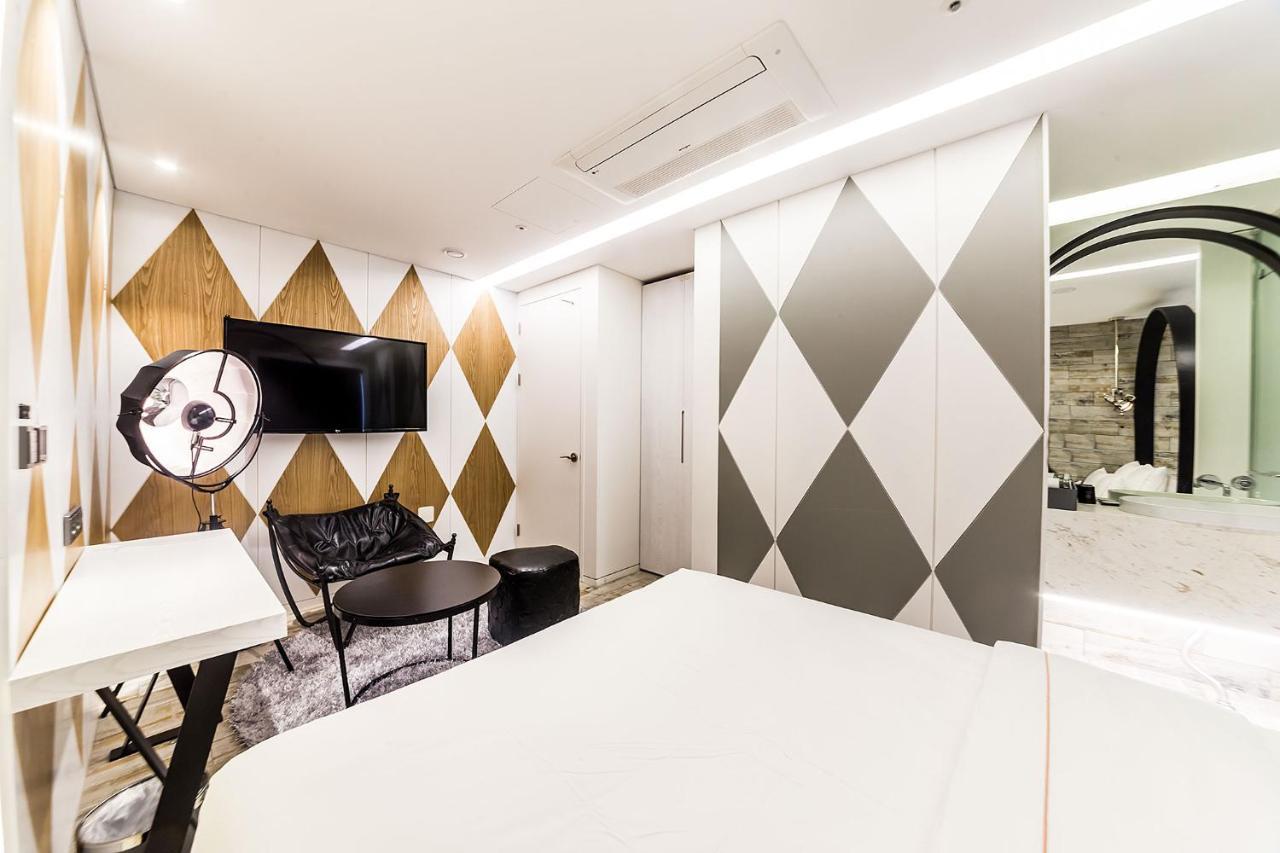 Hotel Forestar Сеул Экстерьер фото